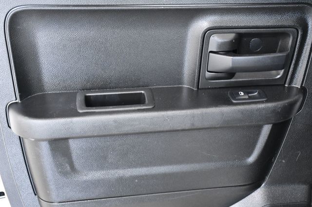 2020 Ram 1500 Classic Tradesman 4x2 Quad Cab 6'4" Box - 22958151 - 10