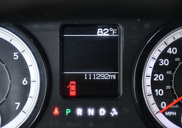 2020 Ram 1500 Classic Tradesman 4x2 Quad Cab 6'4" Box - 22958151 - 22