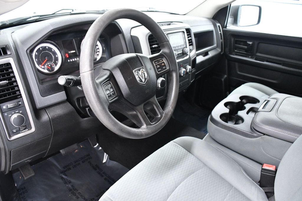 2020 Ram 1500 Classic Tradesman 4x2 Quad Cab 6'4" Box - 22958151 - 7