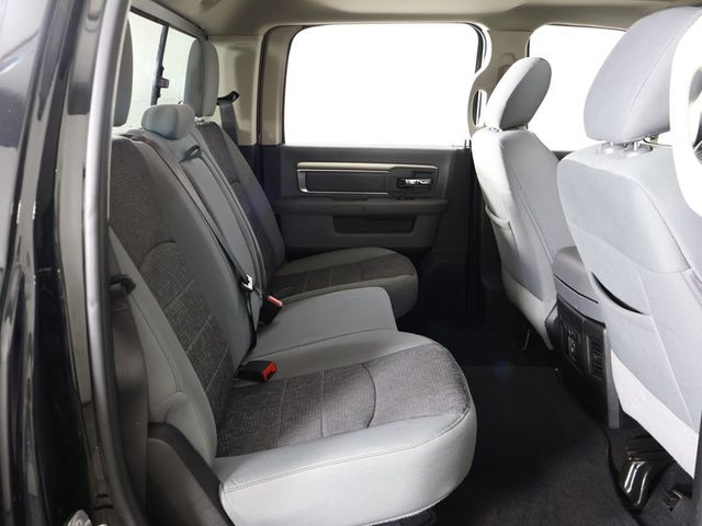 2020 Ram 1500 Classic Warlock 4x4 Crew Cab 5'7" Box - 23017692 - 33