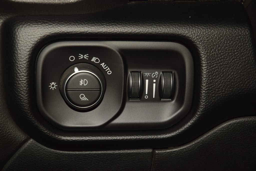 2020 Ram 2500 Big Horn Level 2 Night Edition - 23034581 - 34