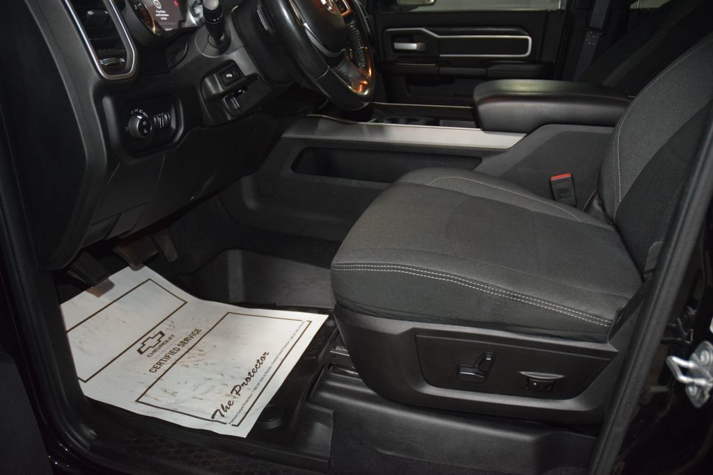 2020 Ram 2500 Big Horn Level 2 Night Edition - 23034581 - 39
