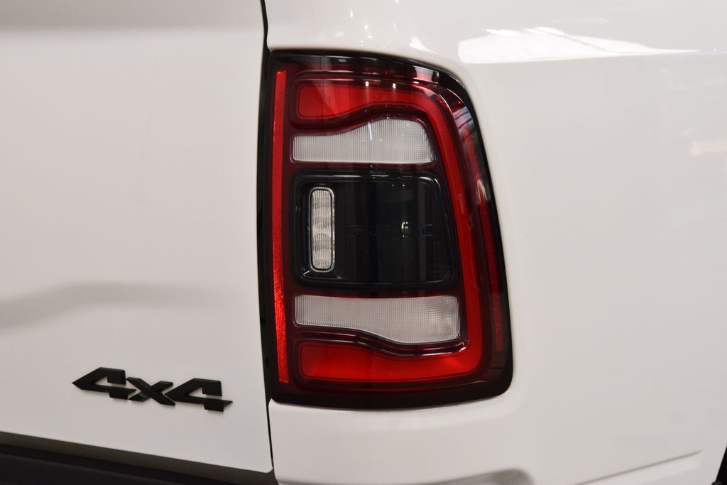 2020 Ram 2500 Big Horn Level 2 Night Edition - 23071428 - 18