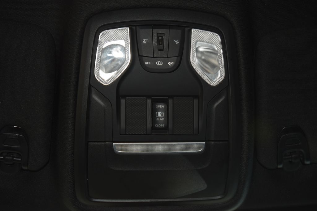 2020 Ram 2500 Big Horn Level 2 Night Edition Leveled - 23071428 - 47