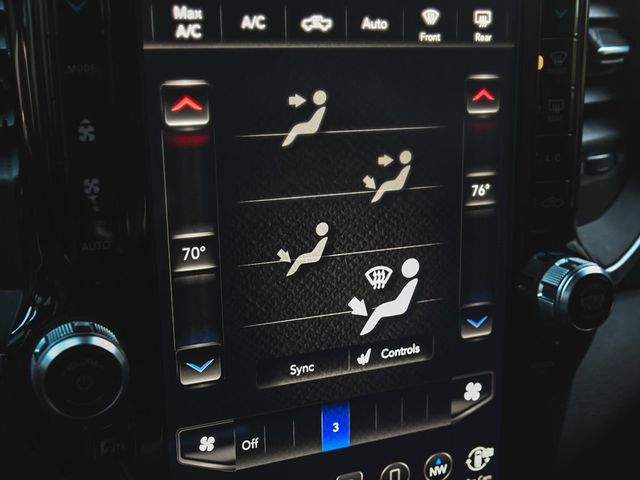 2020 Ram 2500 Laramie - 22995835 - 17