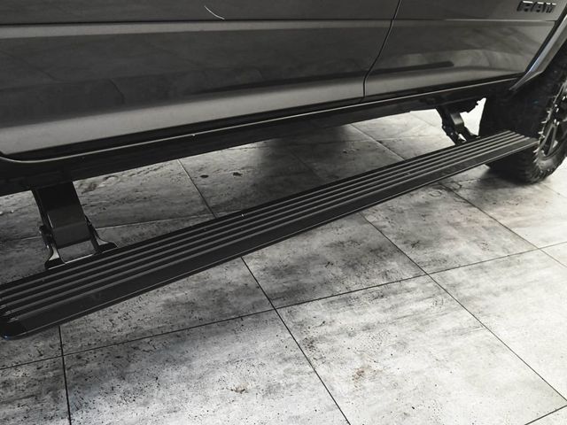 2020 Ram 2500 Laramie - 22995835 - 32