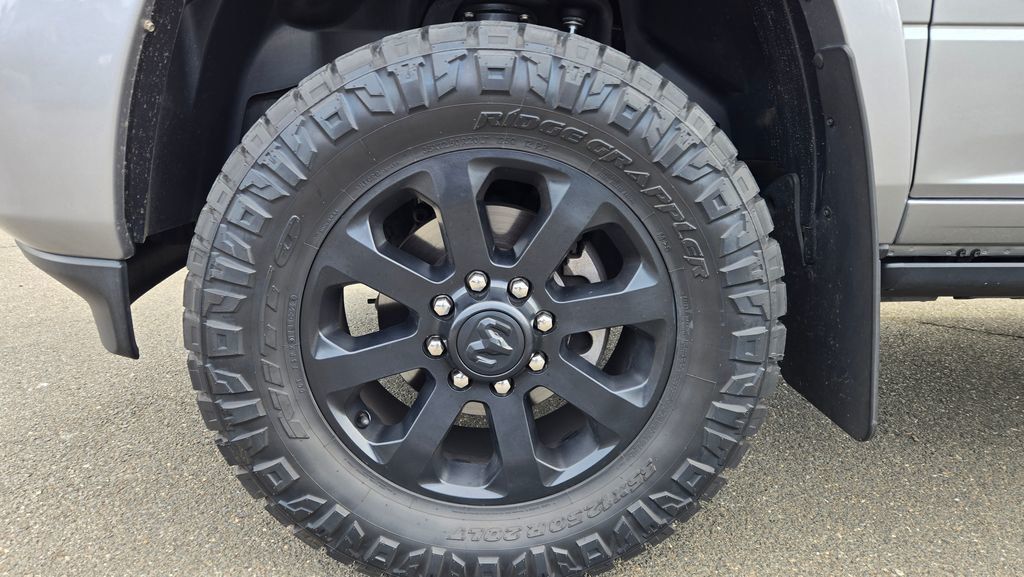 2020 Ram 2500 Laramie 4x4 Crew Cab 6'4" Box - 23005905 - 10