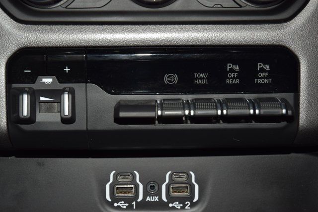 2020 Ram 2500 Laramie Sport Off Road - 22900687 - 33