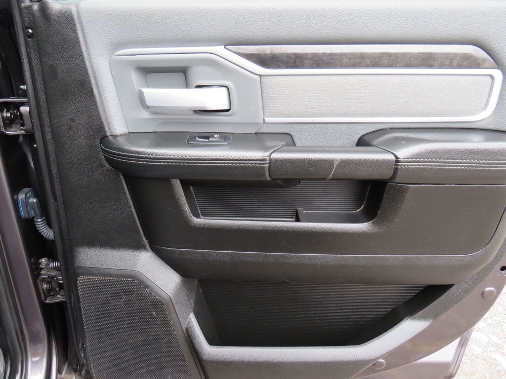 2020 Ram 2500 Lone Star 4x4 Crew Cab 6'4" Box - 22800114 - 13