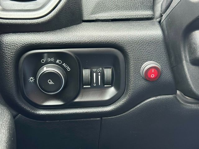 2020 Ram 2500 Tradesman 4x4 Crew Cab 6'4" Box - 22970983 - 36