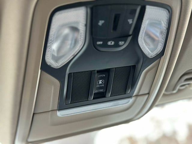 2020 Ram 2500 Tradesman 4x4 Crew Cab 6'4" Box - 22970983 - 38