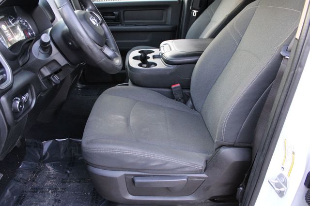 2020 Ram 2500 Tradesman 4x4 Crew Cab 6'4" Box - 22949477 - 12