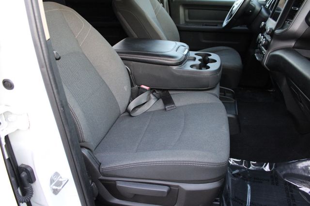 2020 Ram 2500 Tradesman 4x4 Crew Cab 6'4" Box - 22949477 - 13