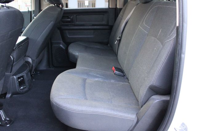 2020 Ram 2500 Tradesman 4x4 Crew Cab 6'4" Box - 22949477 - 15