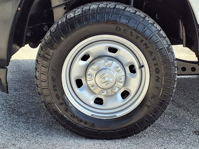 2020 Ram 2500 Tradesman 4x4 Crew Cab 8' Box - 23085767 - 38