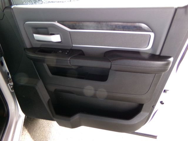 2020 Ram 3500 DRW BIG HORN - 22934356 - 13