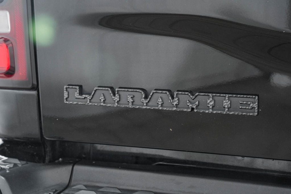 2020 Ram 3500 Laramie - 22598535 - 29