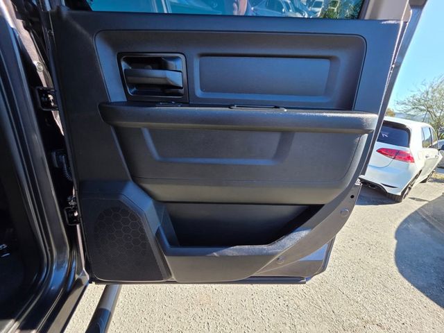 2020 Ram 3500 Tradesman - 22951324 - 26