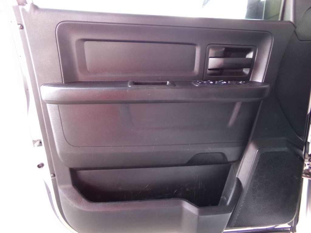 2020 Ram 3500 Tradesman 4x4 Crew Cab 8' Box - 22974284 - 8