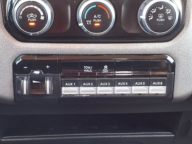 2020 Ram 3500 Chassis Cab 9' Service Body - 22916799 - 28