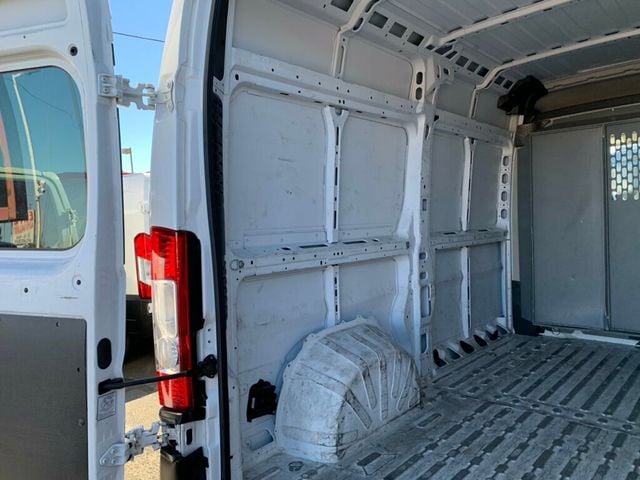 2020 RAM ProMaster Cargo Van Base photo 31