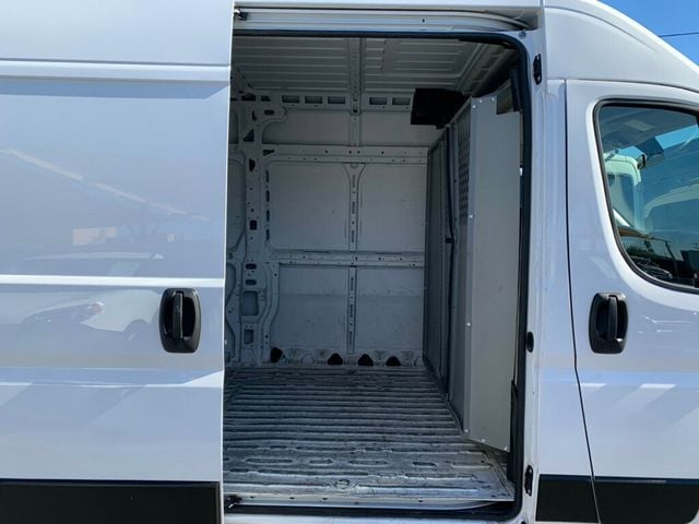 2020 RAM ProMaster Cargo Van Base photo 5