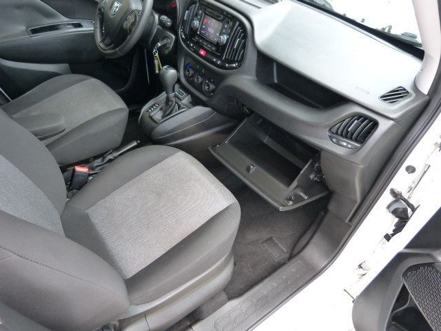 2020 Ram ProMaster City Cargo Van 2.4L 4CYL. GAS*TRADESMAN*SLT*BULKHEAD & SHELVES PACKAGE! - 23069432 - 25