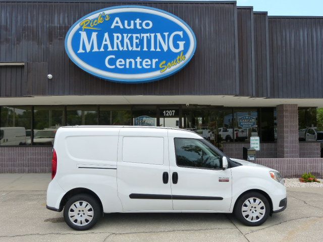 2020 Ram ProMaster City Cargo Van 2.4L 4CYL. GAS*TRADESMAN*SLT*BULKHEAD & SHELVES PACKAGE! - 23069432 - 3