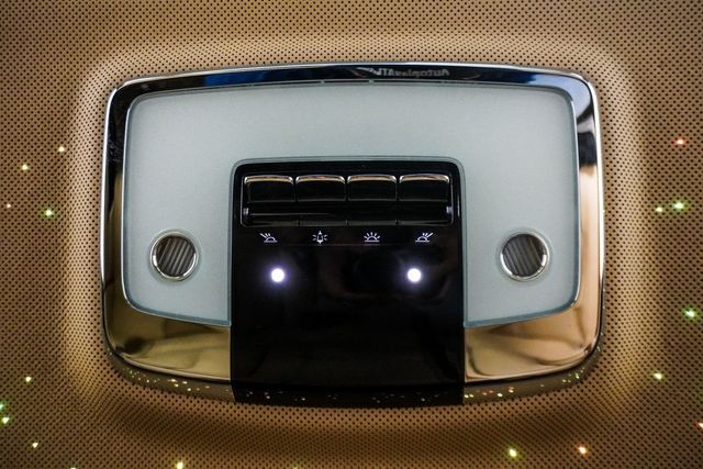 2020 Rolls-Royce Cullinan Sport Utility - 22940787 - 18