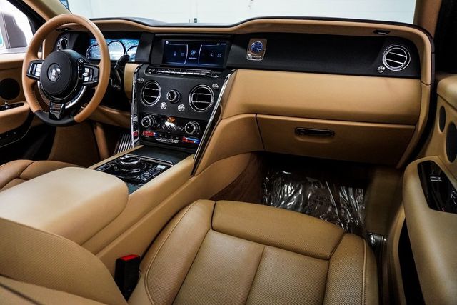 2020 Rolls-Royce Cullinan Sport Utility - 22940787 - 19