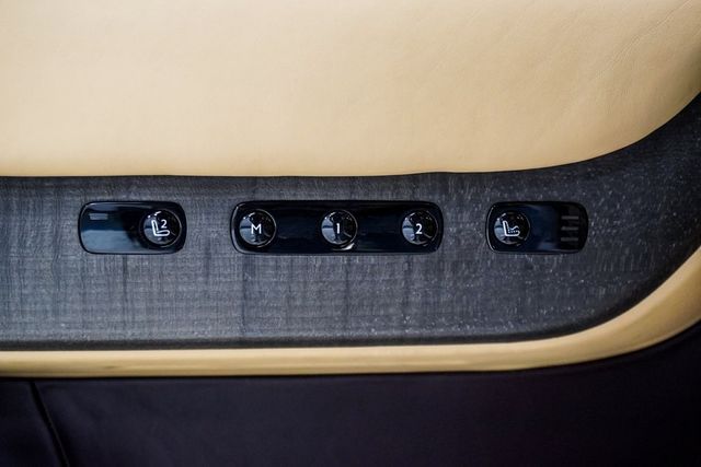 2020 Rolls-Royce Cullinan Sport Utility - 22940787 - 33