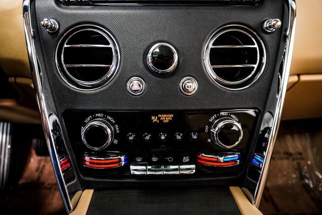 2020 Rolls-Royce Cullinan Sport Utility - 22940787 - 37