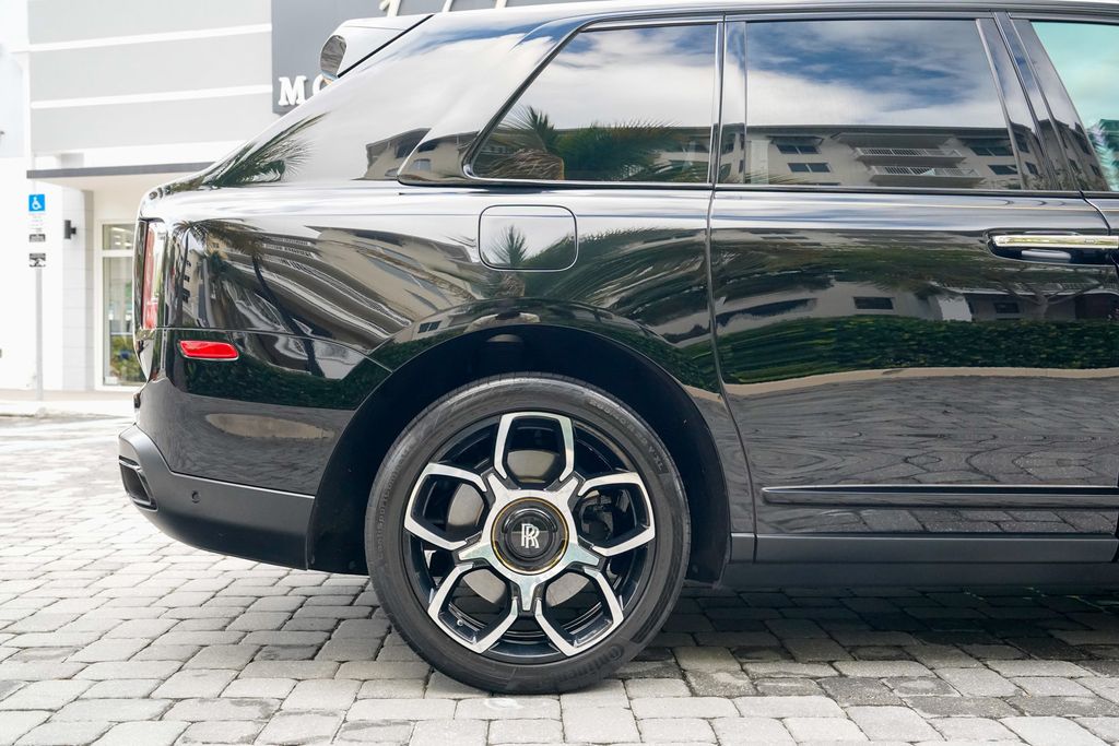 2020 Rolls-Royce Cullinan Sport Utility - 22971405 - 28