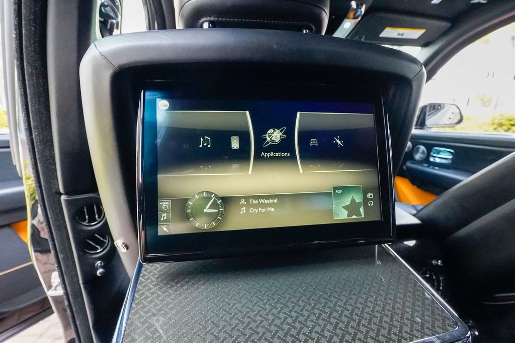 2020 Rolls-Royce Cullinan Sport Utility - 22971405 - 78