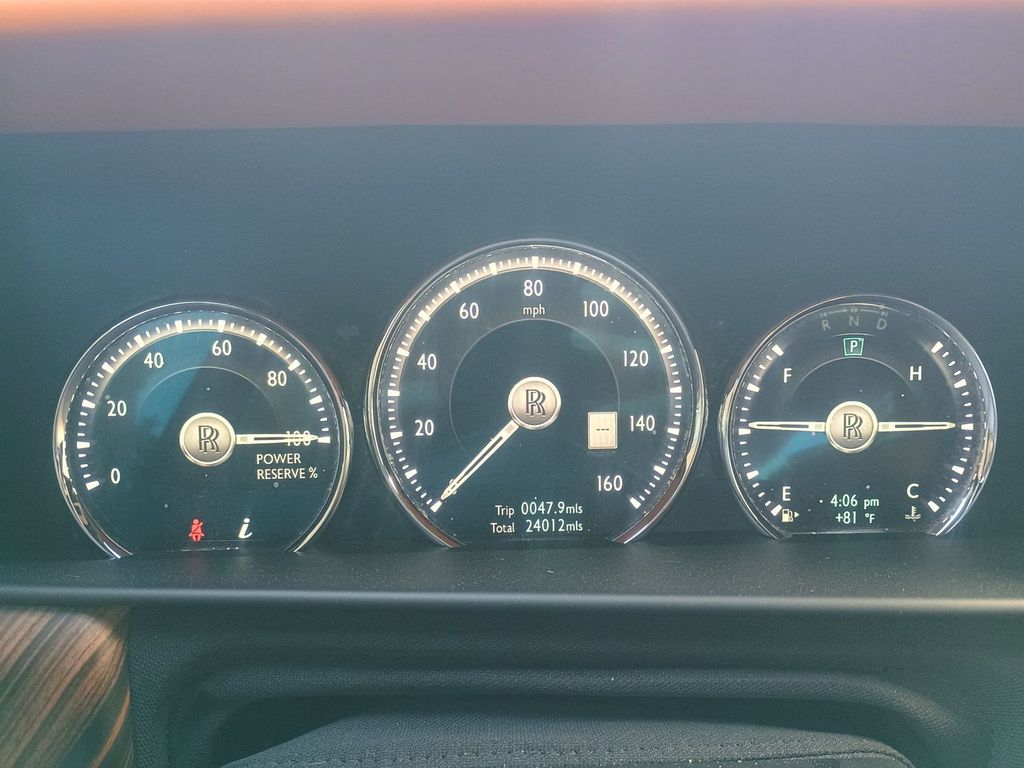 2020 Rolls-Royce Cullinan  Sport Utility Clean Carfax - 22987745 - 13