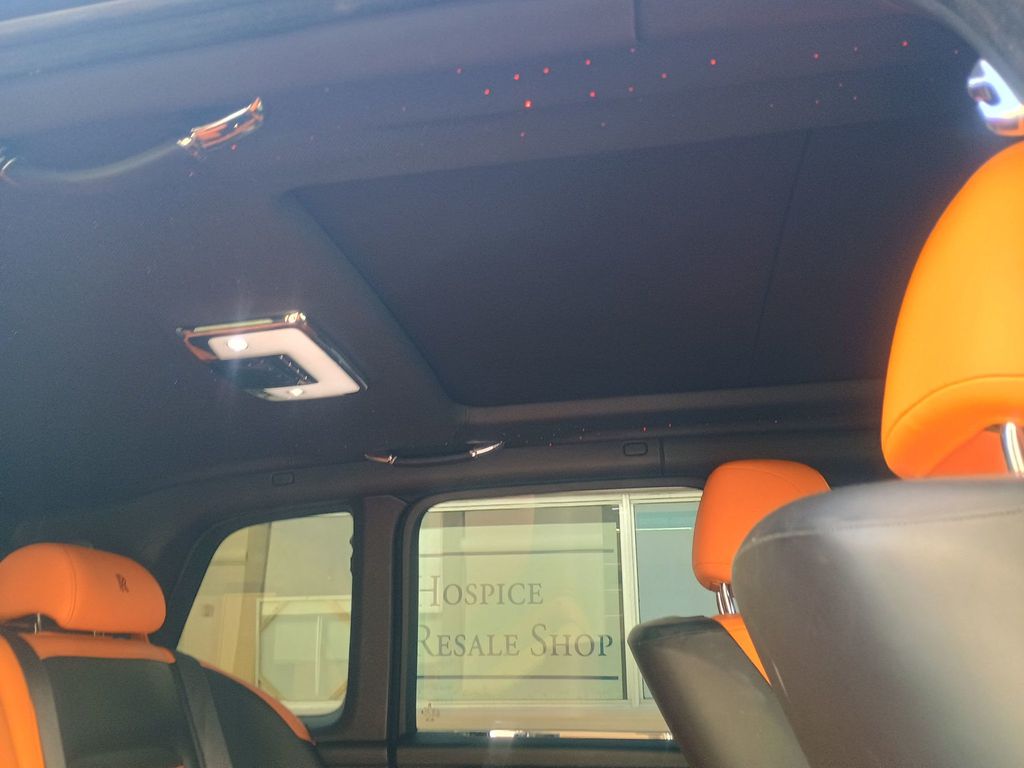 2020 Rolls-Royce Cullinan  Sport Utility Clean Carfax - 22987745 - 33