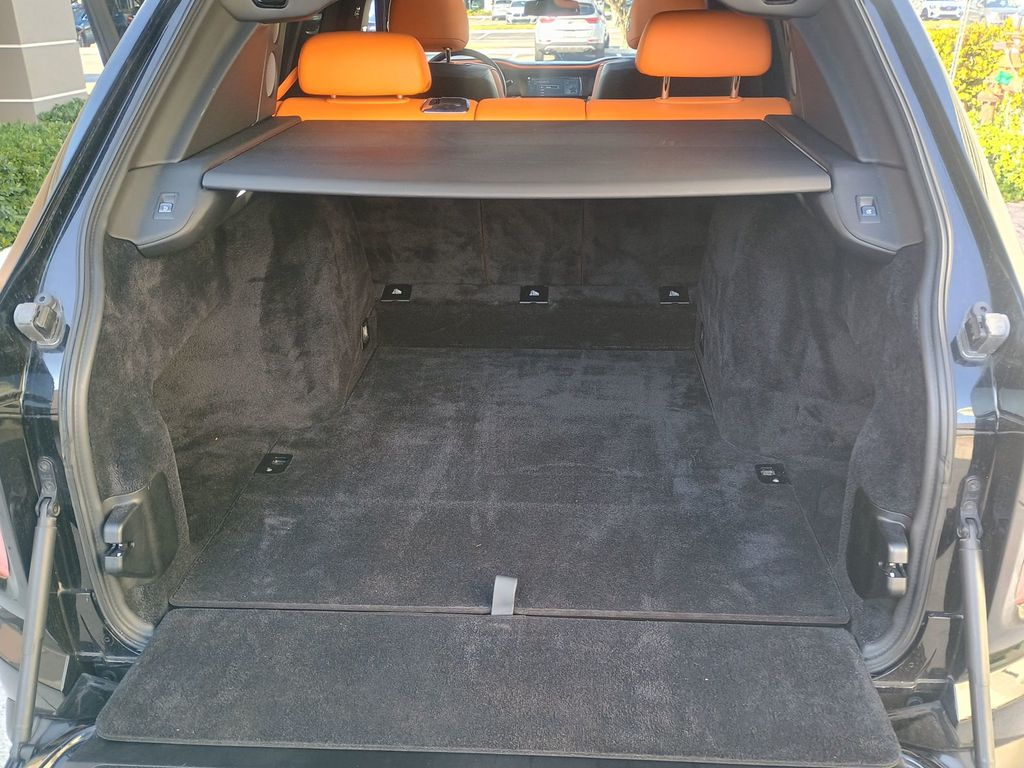 2020 Rolls-Royce Cullinan  Sport Utility Clean Carfax - 22987745 - 44