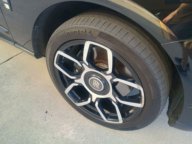 2020 Rolls-Royce Cullinan  Sport Utility Clean Carfax - 22987745 - 47