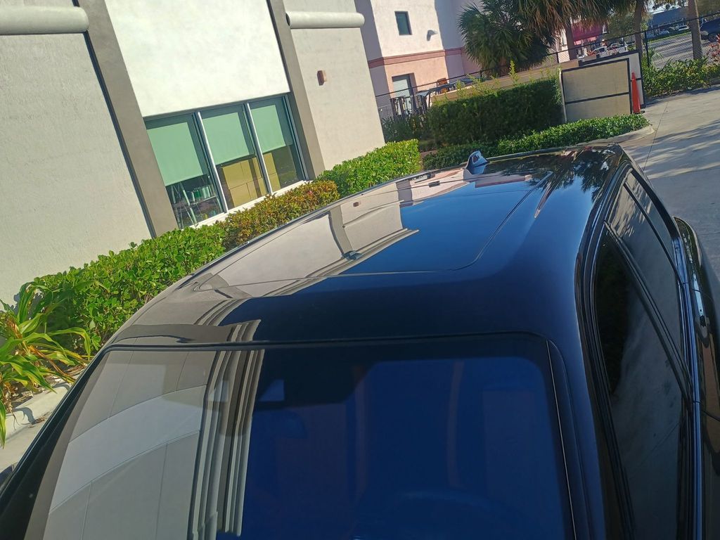 2020 Rolls-Royce Cullinan  Sport Utility Clean Carfax - 22987745 - 5