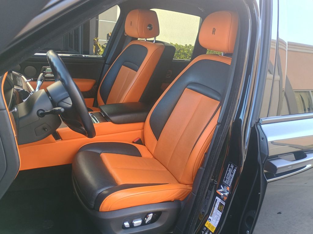 2020 Rolls-Royce Cullinan  Sport Utility Clean Carfax - 22987745 - 8