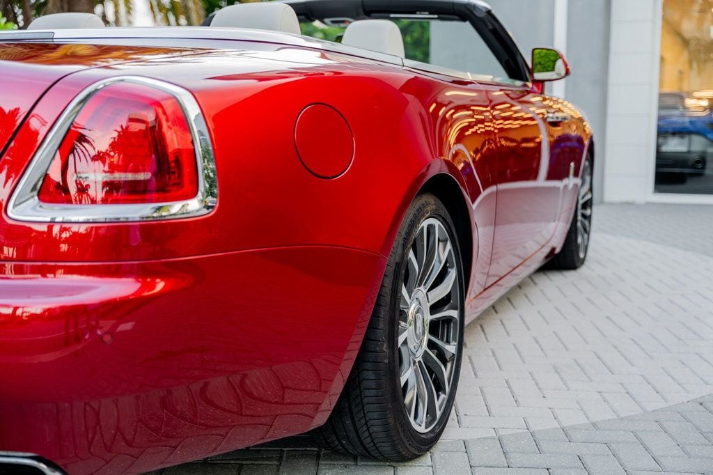 2020 Rolls-Royce Dawn Convertible - 22554690 - 24