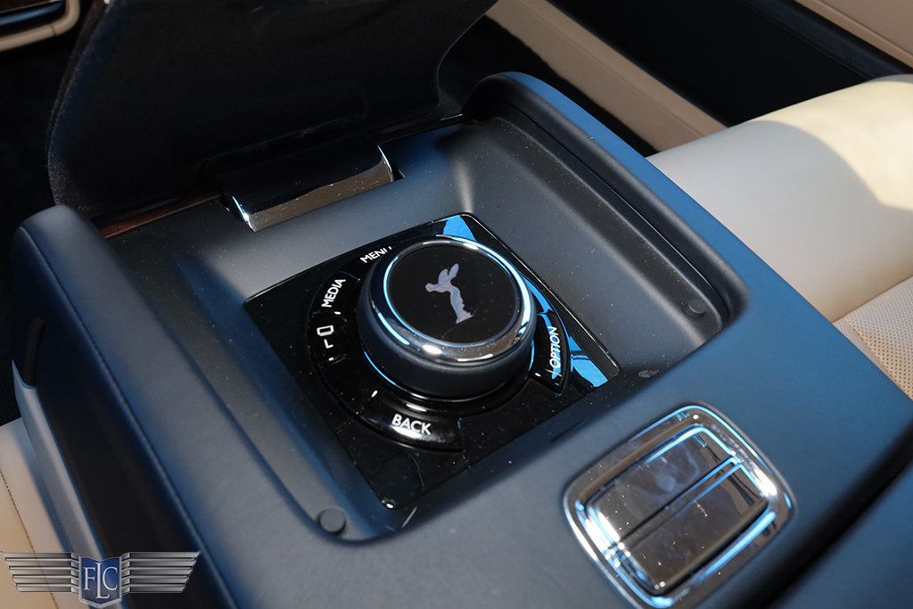 2020 Rolls-Royce Phantom Extended Wheelbase Sedan - 22909109 - 24