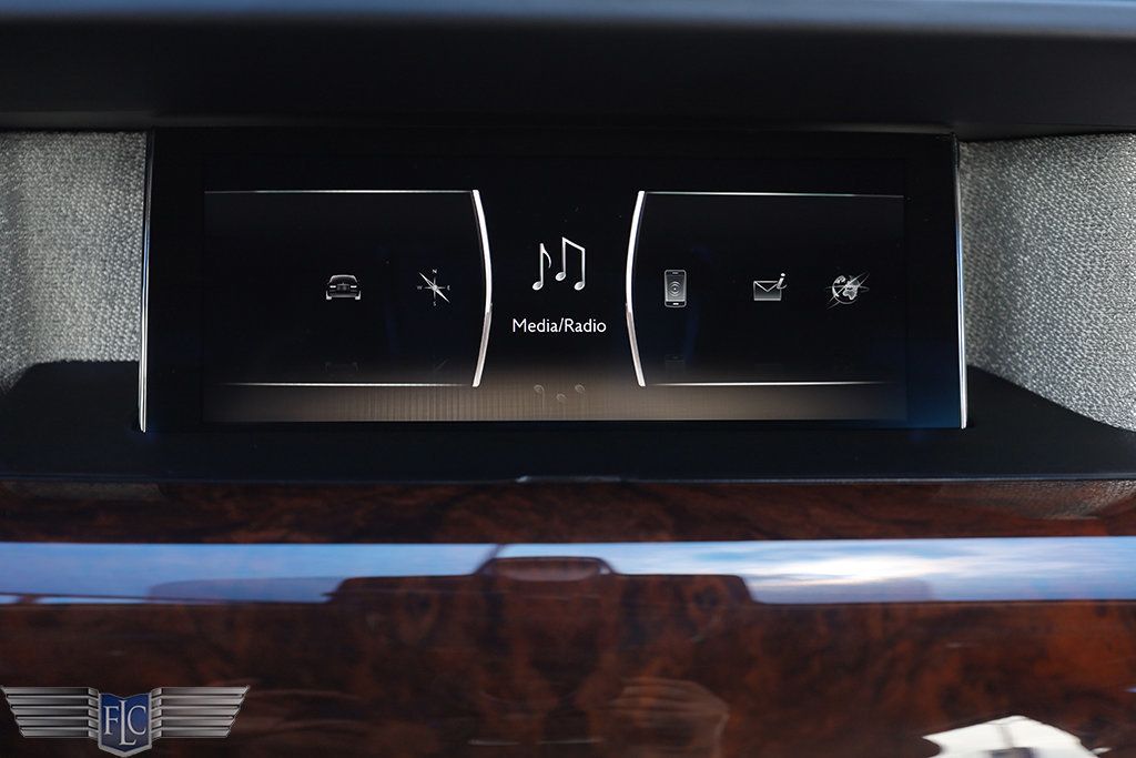 2020 Rolls-Royce Phantom Extended Wheelbase Sedan - 22909109 - 33