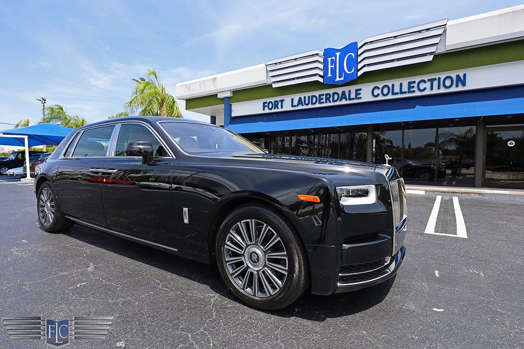 2020 Rolls-Royce Phantom Extended Wheelbase Sedan - 22909109 - 3