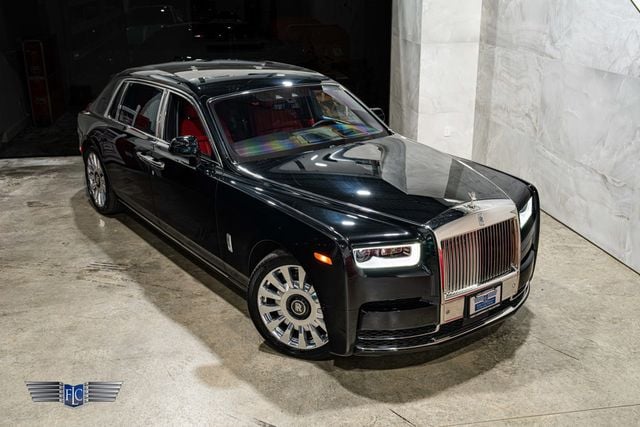 2020 Rolls-Royce Phantom Extended Wheelbase Sedan - 23087575 - 4