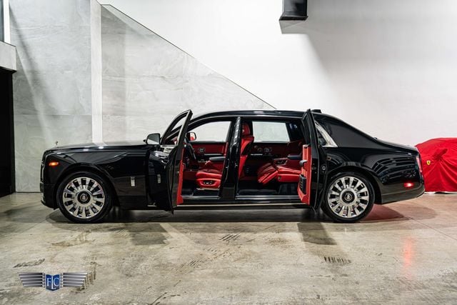 2020 Rolls-Royce Phantom Extended Wheelbase Sedan - 23087575 - 8