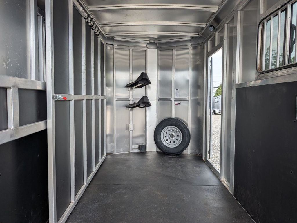 2020 Shadow 2 Horse Slant with Drop Feed Windows & Escape Door  - 23084849 - 7