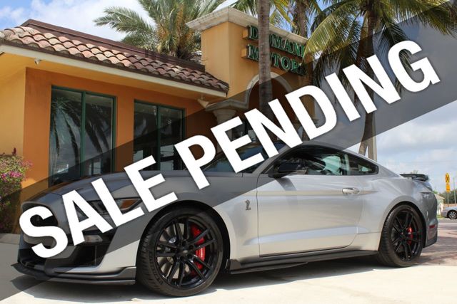 2020 Shelby Mustang Shelby 760 Horsepower and Only 724 miles , Absolutely Brand New  - 20038367 - 0