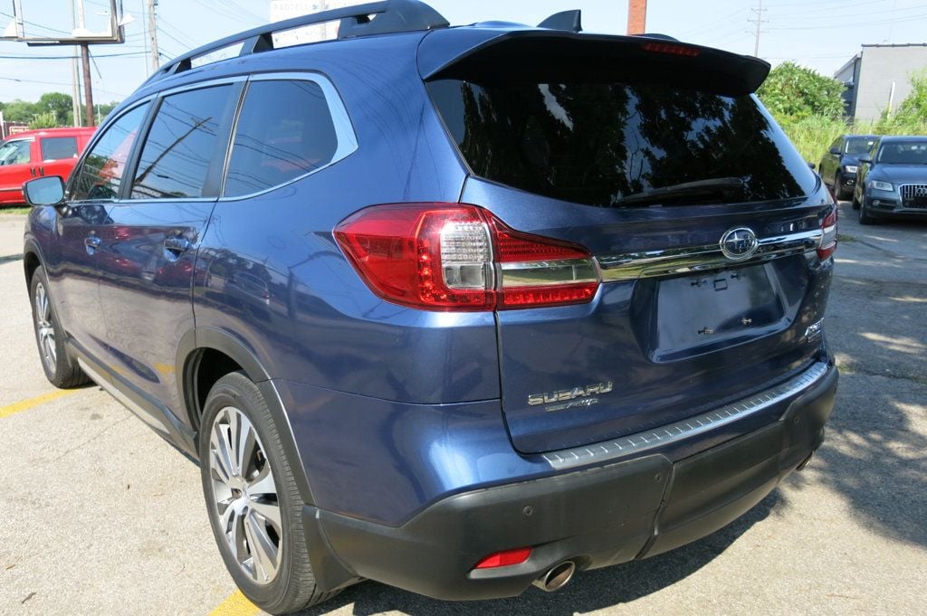 2020 Subaru Ascent Limited photo 3
