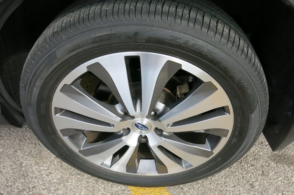 2020 Subaru Ascent Limited photo 33